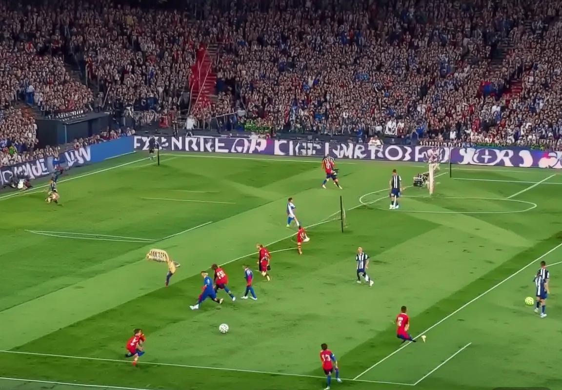 2019巴萨尤文巅峰对决：战术对决与经典瞬间回顾